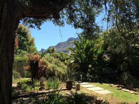 Constantia Guest House Bed and Breakfast in Cape Town
