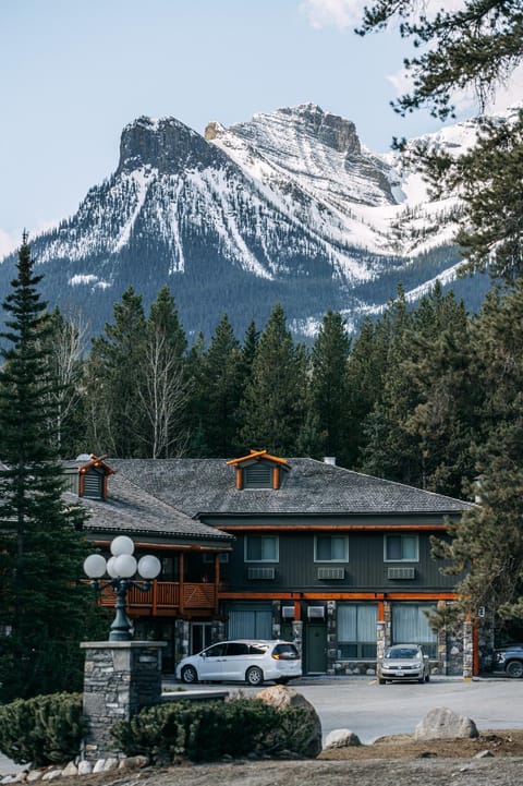 Property building, Mountain view