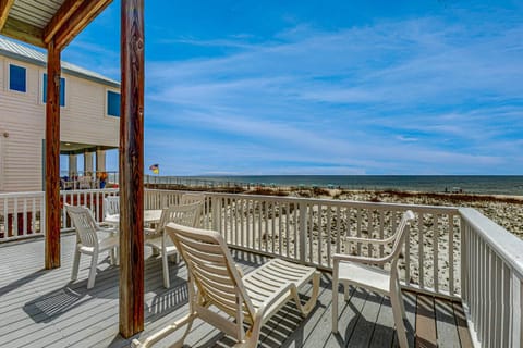 Kokomo II House in West Beach