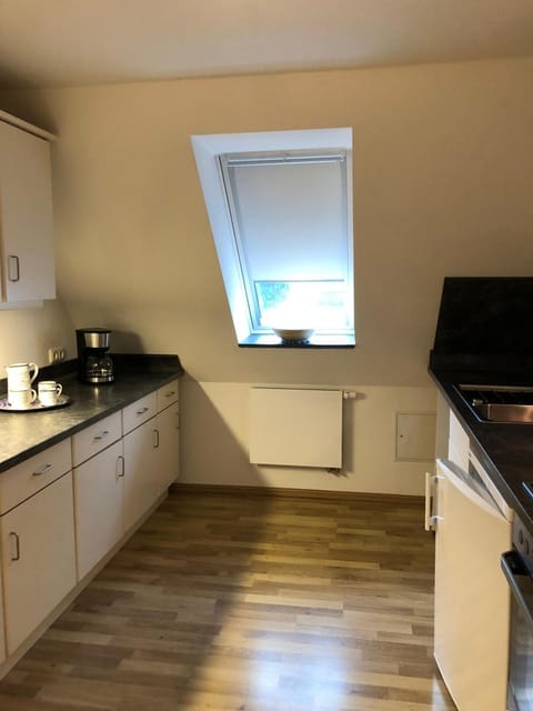 Coffee/tea facilities, Kitchen or kitchenette