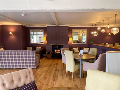 Lounge or bar, flat iron