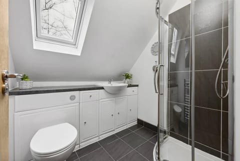 Shower, Toilet, Bathroom