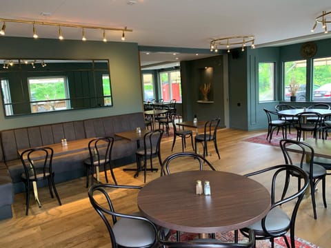 Restaurant/places to eat, Breakfast