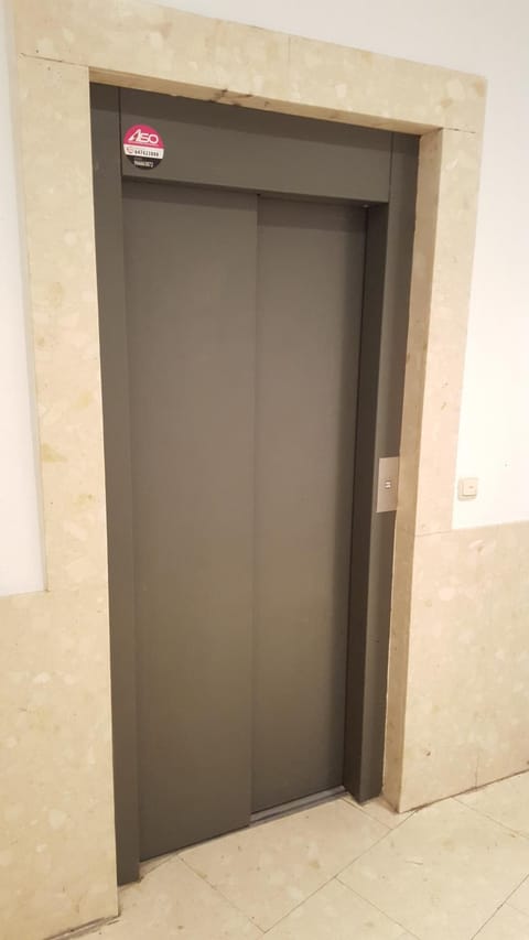 Property building, elevator, Internal: Not applicable to any particular room