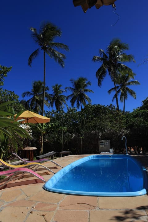 Day, Swimming pool