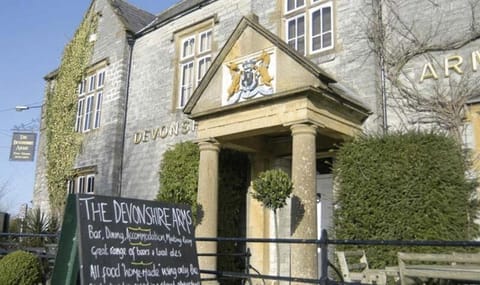 Facade/entrance, Day, Logo/Certificate/Sign