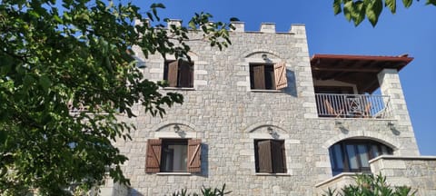 Property building, Facade/entrance