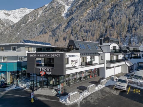 Property building, View (from property/room)