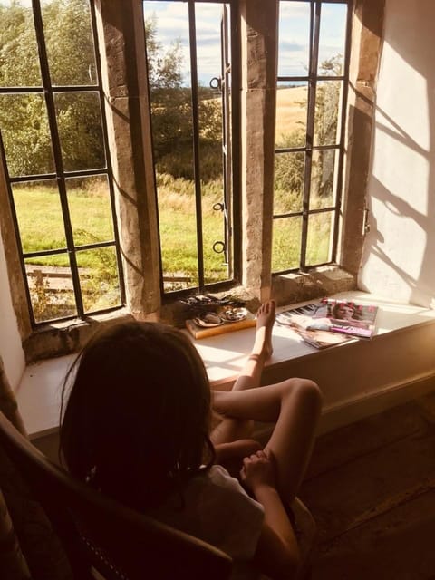 Hollow Meadow House Country House in England