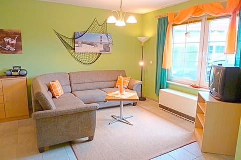 Am Deich 49 House in Zingst