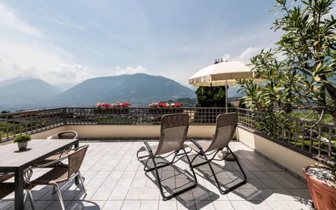 Patio, Balcony/Terrace