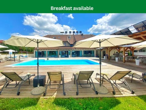Property building, Swimming pool