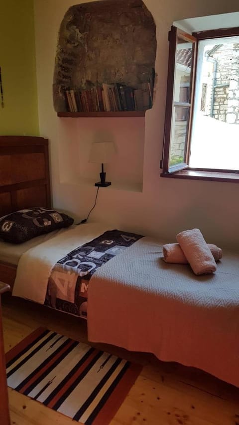 Mama's & Papa's house House in Vrboska