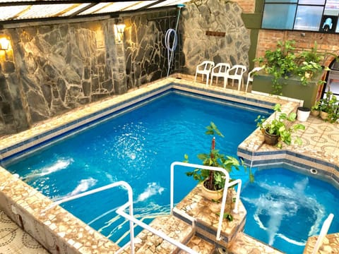 Swimming pool, Swimming pool