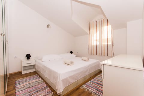 Mia Apartment in Šibenik-Knin County, Croatia