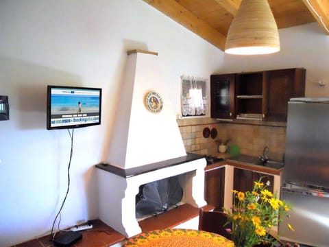 TV and multimedia, Kitchen or kitchenette, Living room