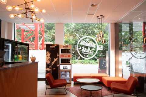 View (from property/room), Lobby or reception, Food, Garden view