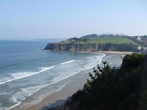 Guest house Chante vent Bed and Breakfast in Douarnenez