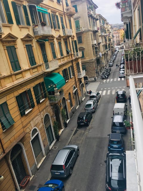 Queen Chic Apartment Apartment in La Spezia