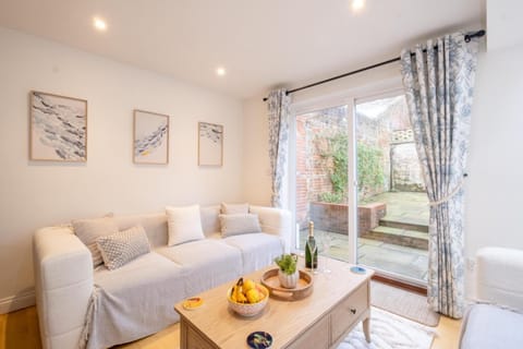 67 Pebble Cottage House in Aldeburgh