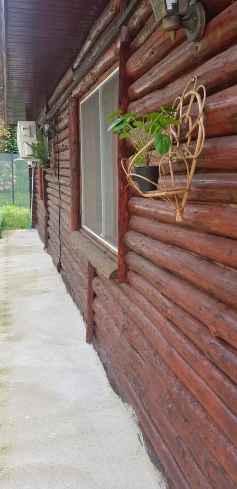 Cabana Beea House in Serbia