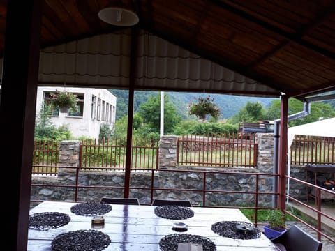 Cabana Beea House in Serbia