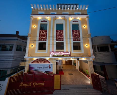 Property building, Facade/entrance