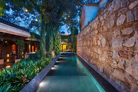 Facade/entrance, Swimming pool