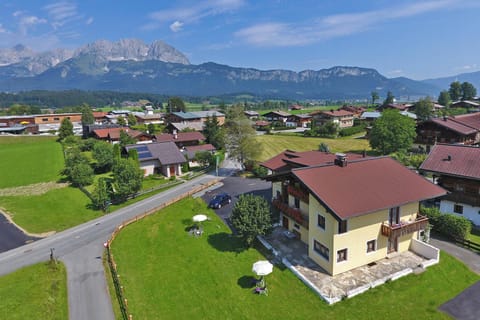 Property building, Natural landscape, Bird's eye view, Garden view, Mountain view