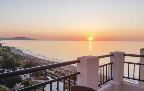 View (from property/room), Balcony/Terrace, Beach, Sea view, Sunrise