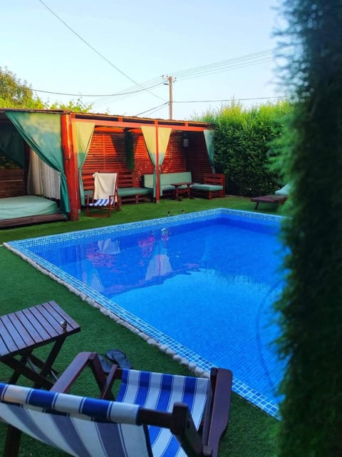 Property building, Swimming pool