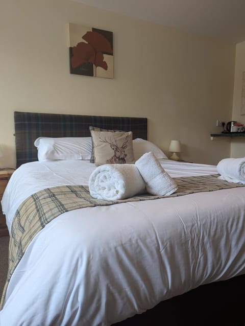 The Yew Tree at Longhope Motel in Forest of Dean