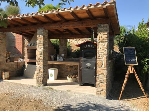 BBQ facilities, Garden