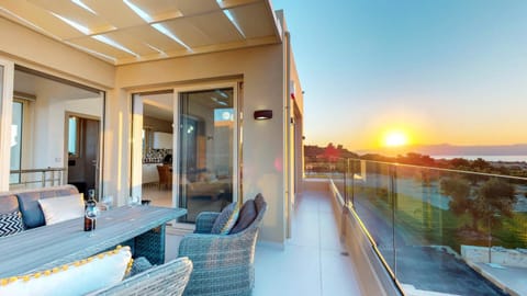 Sea view, Swimming pool, Swimming pool, Sunset