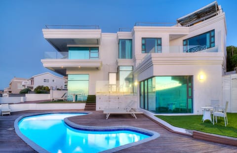 Property building, Pool view, Sea view, Street view