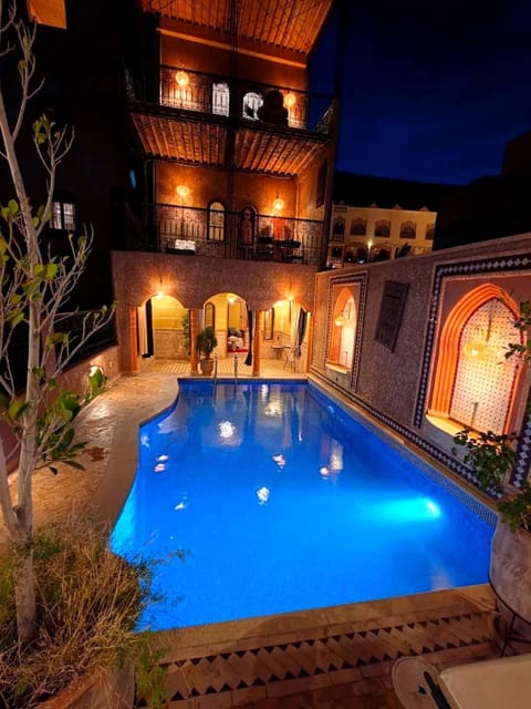 Night, Swimming pool