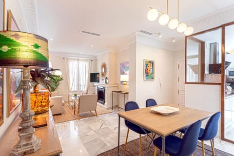 Kitchen or kitchenette, Living room, Dining area