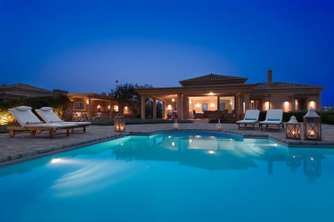 Property building, Night, Swimming pool, sunbed