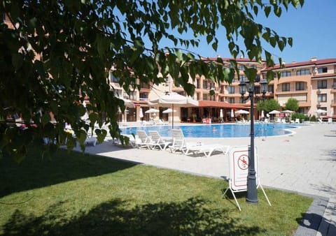 Restaurant/places to eat, Garden, Area and facilities