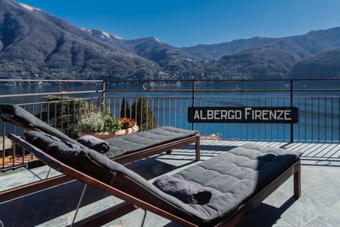 Balcony/Terrace, Lake view, Mountain view