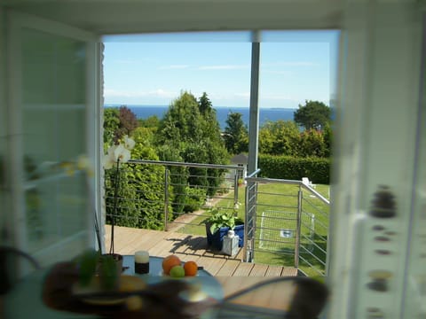 Villa Vogelsang VO, Schwimmbad, Sauna Apartment in Sierksdorf