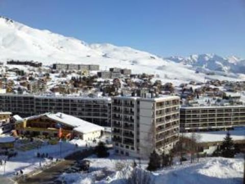 Appartement rénové 2 étoiles, 5 pers., près des pistes, La Toussuire - FR-1-417-24 Apartment in Villarembert