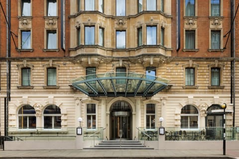 Property building, Facade/entrance