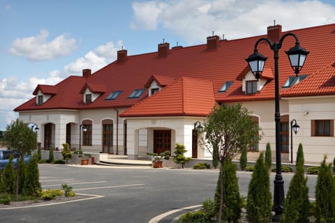 Facade/entrance, On site