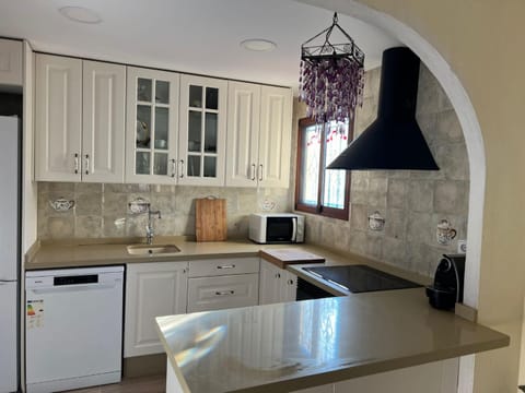 Precioso chalet en la playa de Tavernes de la Valldigna House in Ribera Baixa