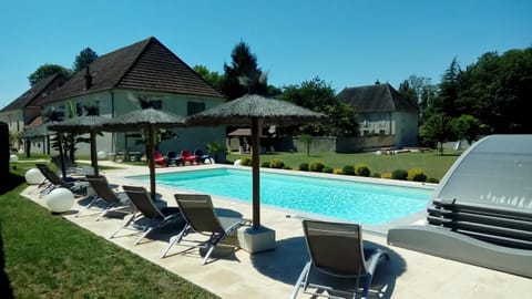 Property building, Patio, Garden