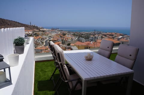 Balcony/Terrace, City view, Sea view