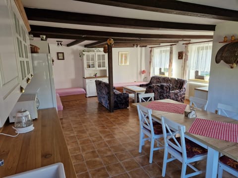 Kitchen or kitchenette, Living room, Seating area