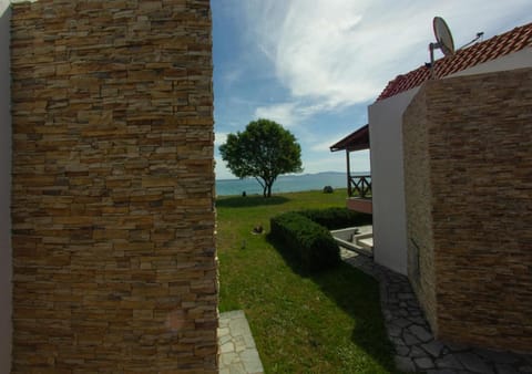 Facade/entrance, Garden, Sea view