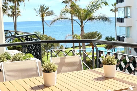 View (from property/room), Balcony/Terrace, Sea view
